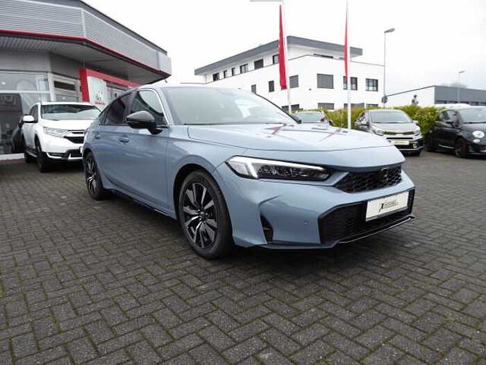 Honda Civic e: HEV 2.0 i-MMD Hybrid Elegance / Sport-Paket