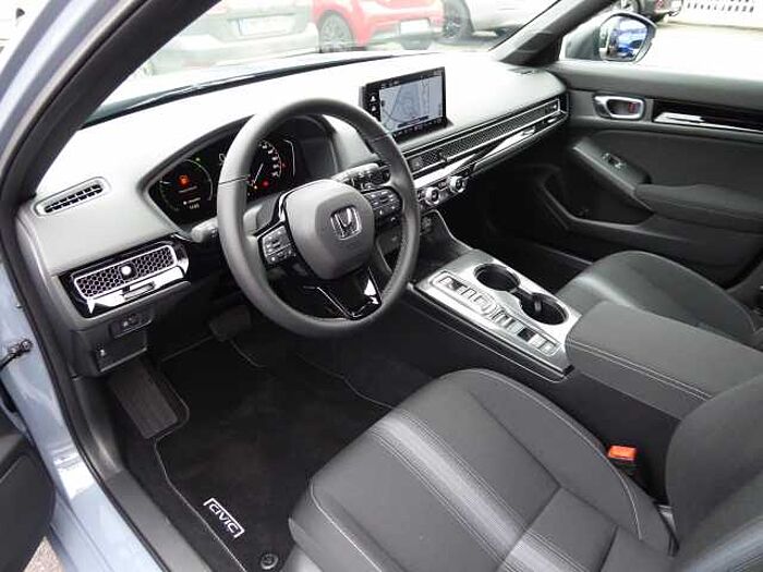 Honda Civic e: HEV 2.0 i-MMD Hybrid Elegance / Sport-Paket