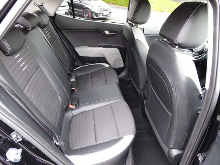 Kia Stonic 1.0 T-GDI OPF Mild Hybrid DCT7 Spirit / Technik-Paket