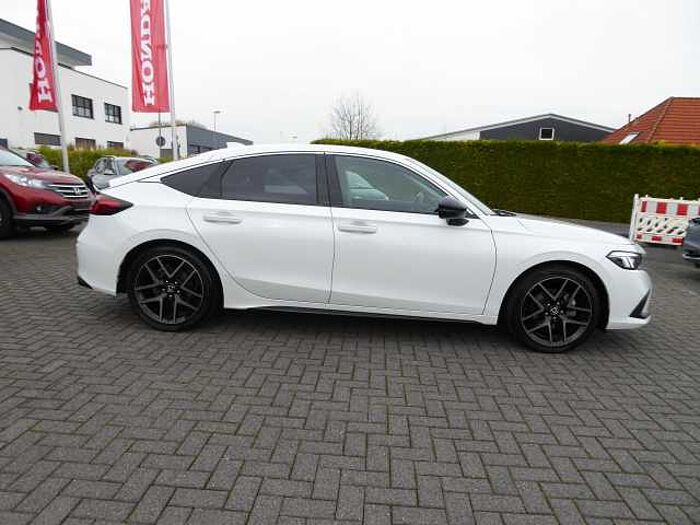 Honda Civic e:HEV 2.0 i-MMD Hybrid Advance / AHK / Sport-Paket / Wartung inkl.