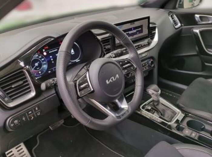 Kia XCeed 1.6 T-GDI OPF DCT7 GT-LINE / SD / Leder