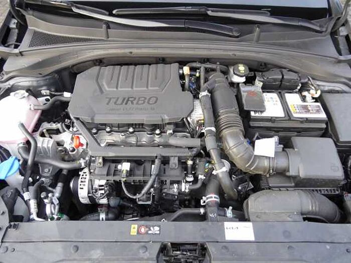 Kia ProCeed 1.5 T-GDI DCT7 OPF GT-Line / 18 Zoll / Leder / Tech.-P.