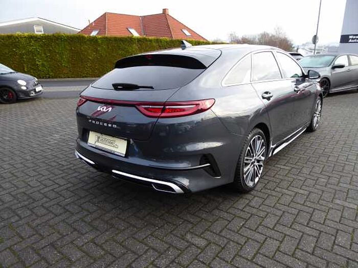 Kia ProCeed 1.5 T-GDI DCT7 OPF GT-Line / 18 Zoll / Leder / Tech.-P.