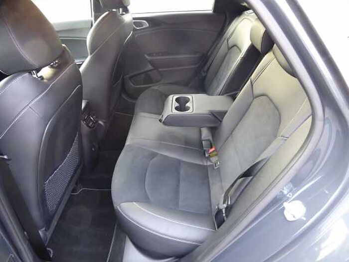 Kia ProCeed 1.5 T-GDI DCT7 OPF GT-Line / 18 Zoll / Leder / Tech.-P.