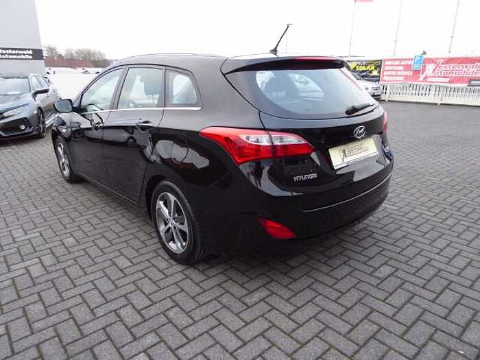 Hyundai i30cw blue 1.4 Comfort / LPG