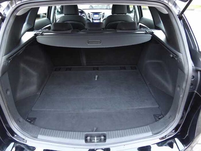 Hyundai i30cw blue 1.4 Comfort / LPG