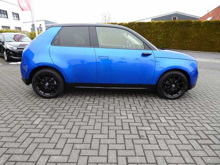 Honda e Base / 1. Hand / Scheckheft-gepflegt