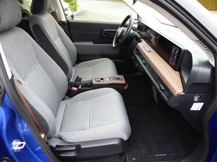 Honda e Base / 1. Hand / Scheckheft-gepflegt