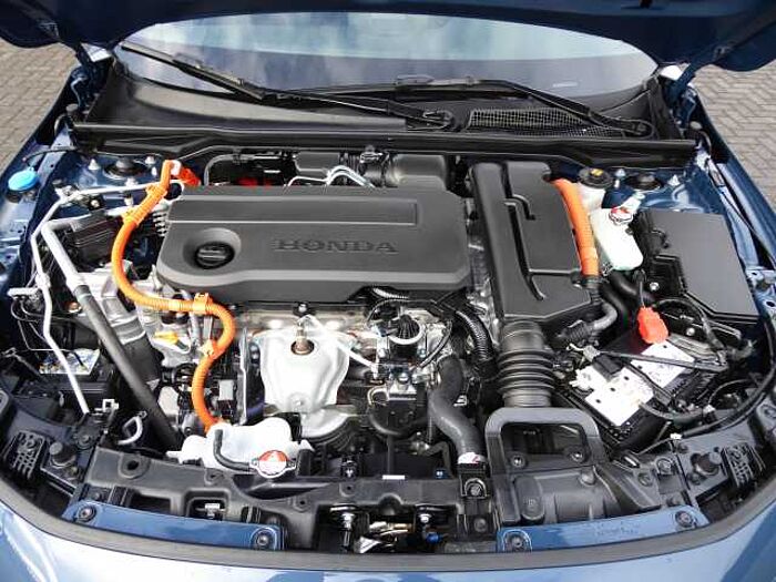 Honda Civic e: HEV 2.0 i-MMD Hybrid Sport / AHK