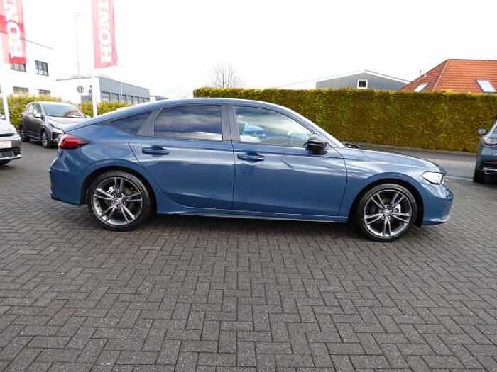 Honda Civic e: HEV 2.0 i-MMD Hybrid Sport / AHK