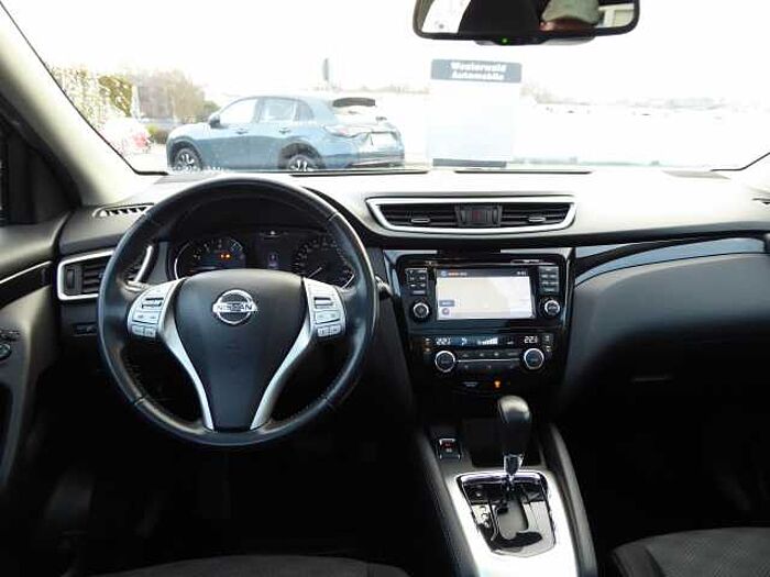 Nissan Qashqai 1.2 DIG-T Xtronic N-Connecta / Design-P. I / beh. WSS