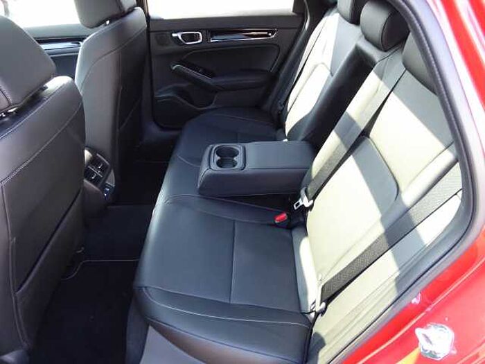 Honda Civic e:HEV 2.0 i-MMD Hybrid Advance / AHK / Black-Emblem