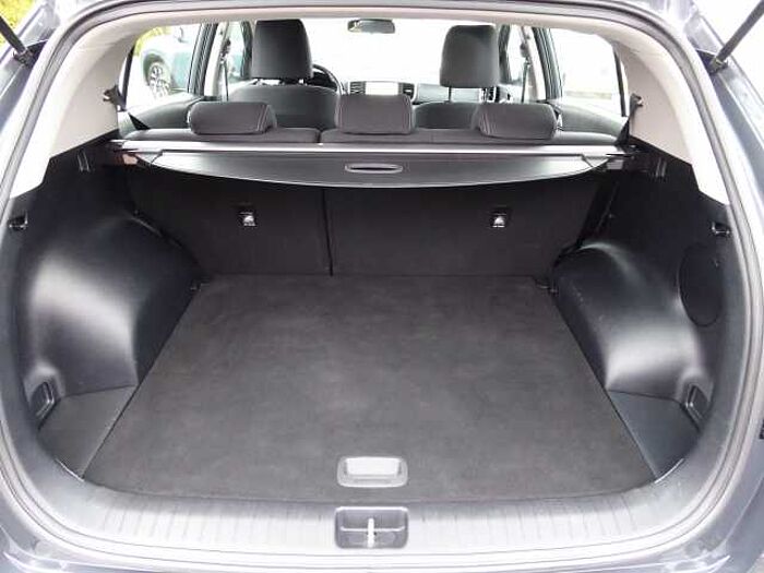 Kia Sportage 1.6 GDI 2WD Final Edition / 1. Hand