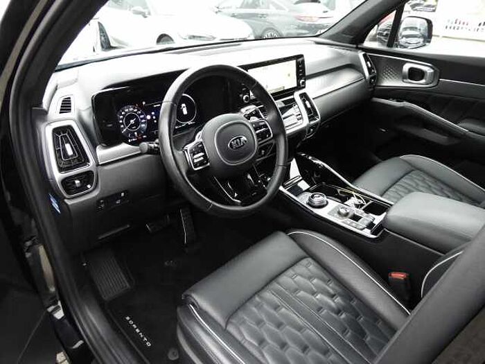 Kia Sorento 2.2 CRDi DCT8 AWD Platinum / AHK / 1. Hand