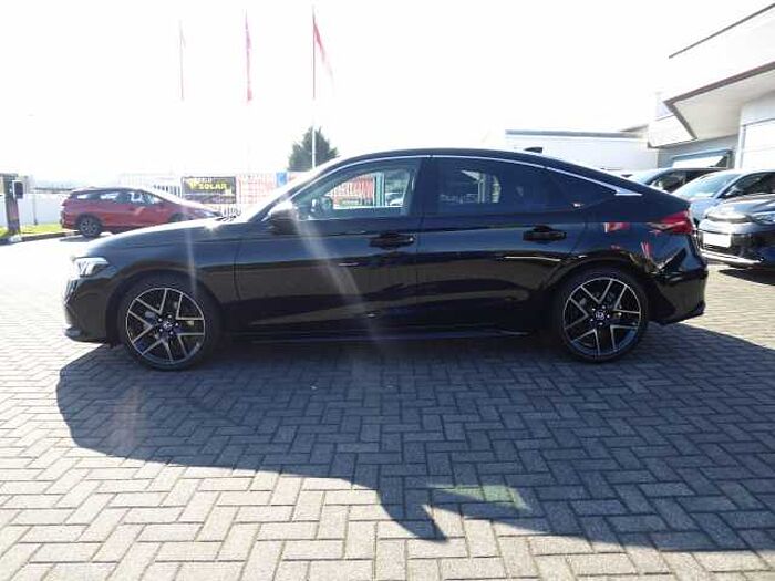 Honda Civic e: HEV 2.0 i-MMD Hybrid Advance