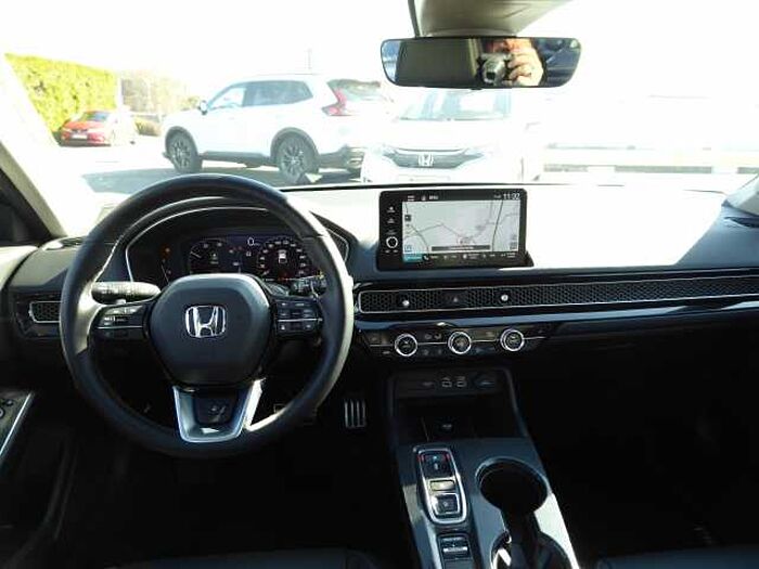 Honda Civic e: HEV 2.0 i-MMD Hybrid Advance