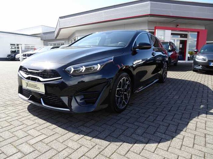 Kia ProCeed 1.5 T-GDI DCT7 GT-Line / Tech.-P.