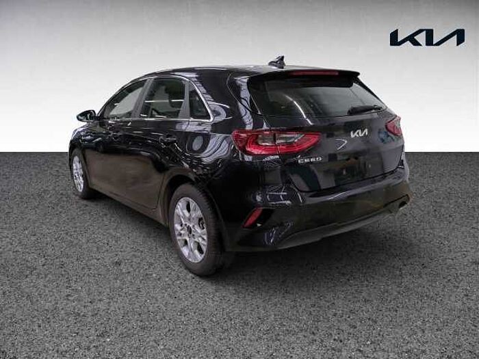 Kia Ceed 1.5 T-GDI DCT7 OPF Vision