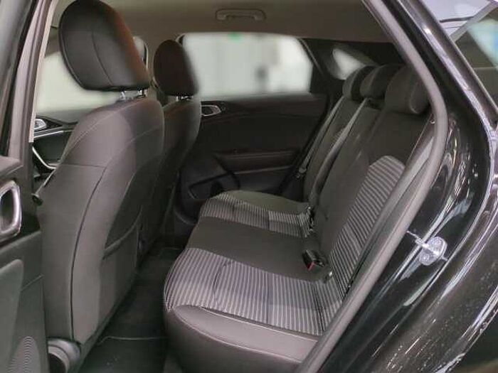 Kia Ceed 1.5 T-GDI DCT7 OPF Vision