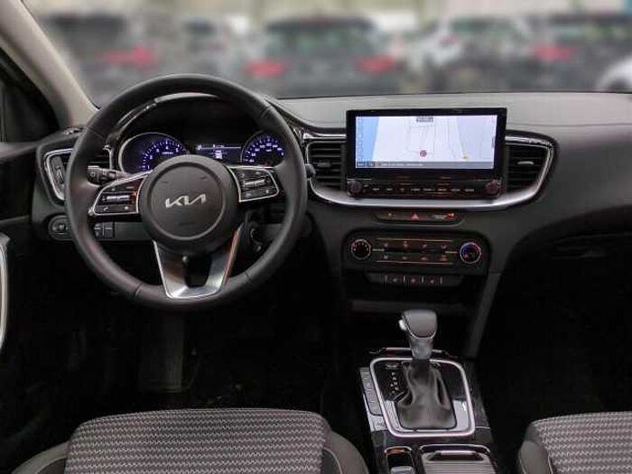 Kia Ceed 1.5 T-GDI DCT7 OPF Vision