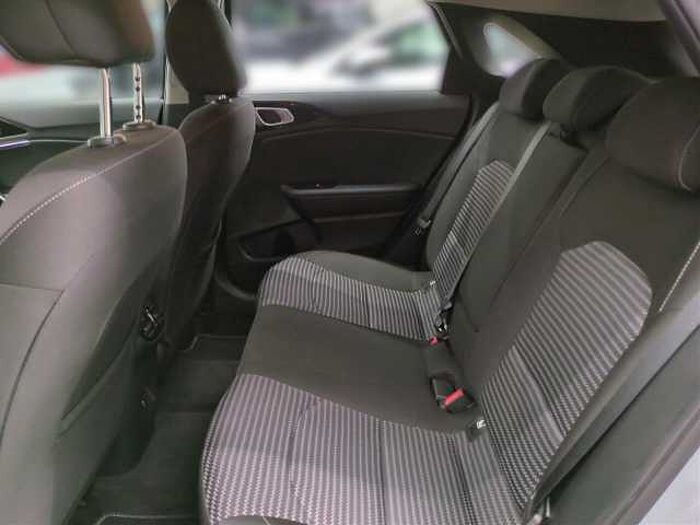 Kia Ceed 1.5 T-GDI DCT7 OPF Vision