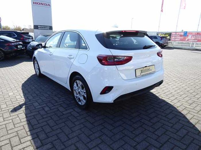 Kia Ceed 1.5 T-GDI DCT7 OPF Vision