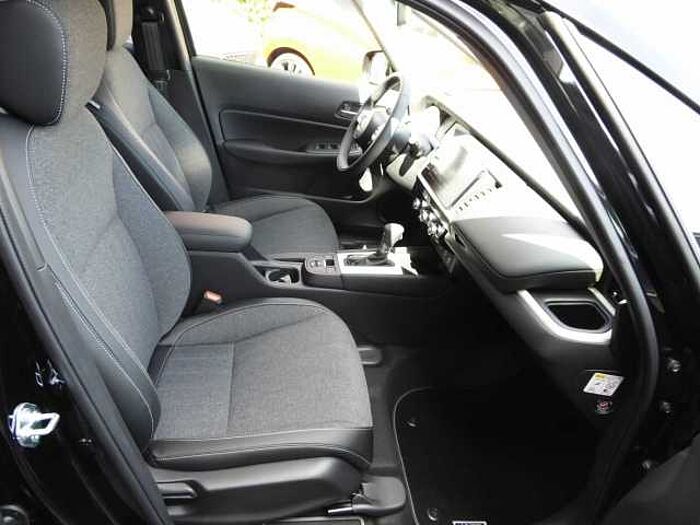 Honda Jazz Hybrid e: HEV 1.5 i-MMD Advance