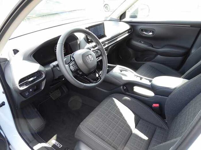 Honda ZR-V Hybrid e: HEV 2.0 i-MMD Elegance