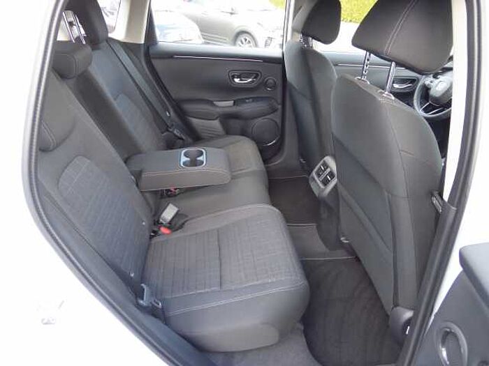 Honda ZR-V Hybrid e: HEV 2.0 i-MMD Elegance