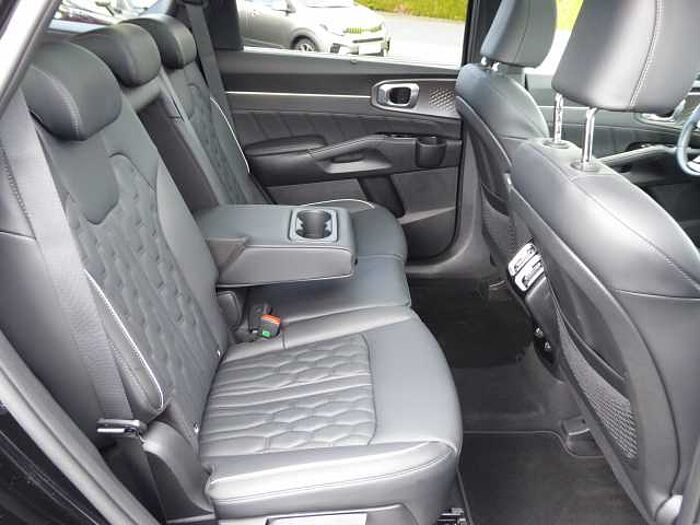 Kia Sorento 2.2 CRDi DCT8 AWD Spirit Premium| HUD | SD | 20'