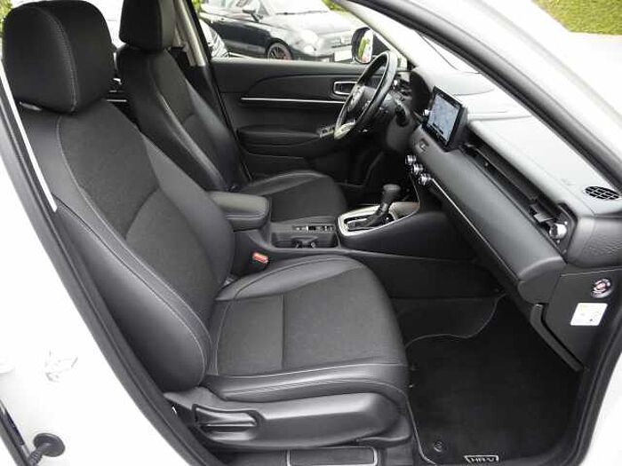 Honda HR-V Hybrid e: HEV 1.5 i-MMD Advance / Ilmenite-P. / HR1813