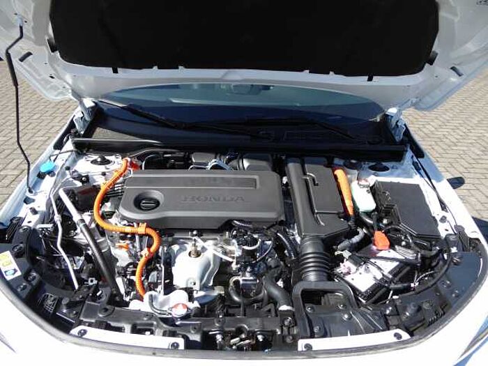 Honda Civic e: HEV 2.0 i-MMD Hybrid Sport