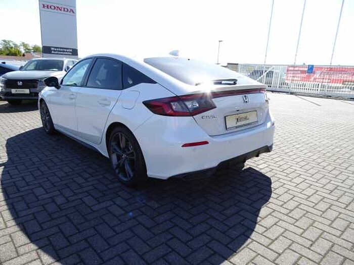 Honda Civic e: HEV 2.0 i-MMD Hybrid Sport