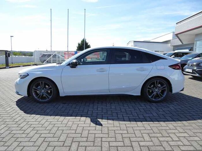 Honda Civic e: HEV 2.0 i-MMD Hybrid Sport