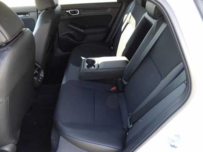 Honda Civic e: HEV 2.0 i-MMD Hybrid Sport