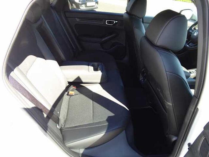 Honda Civic e: HEV 2.0 i-MMD Hybrid Sport