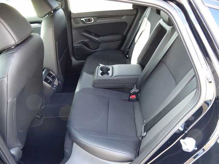 Honda Civic e: HEV 2.0 i-MMD Hybrid Sport