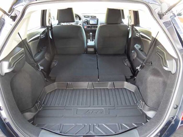 Honda Jazz 1.3 i-VTEC CVT Elegance / 1. Hand