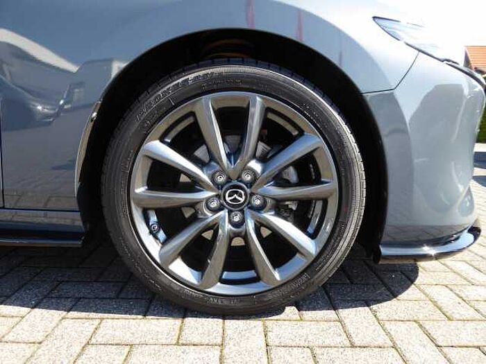 Mazda 3 2.0 e-SKYACTIV-G 150 EXCLUSIVE-LINE | HUD | NAVI