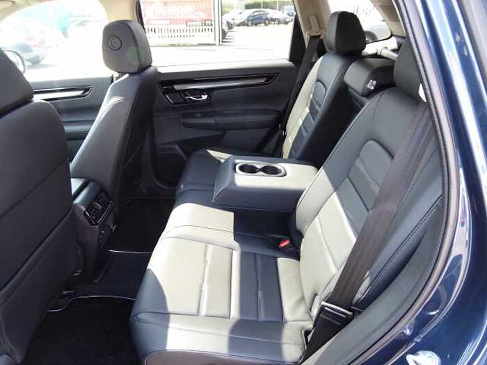 Honda CR-V e: PHEV 2.0 i-MMD 2WD Elegance Tech