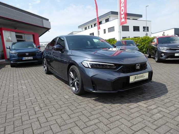 Honda Civic e: HEV 2.0 i-MMD Hybrid Sport