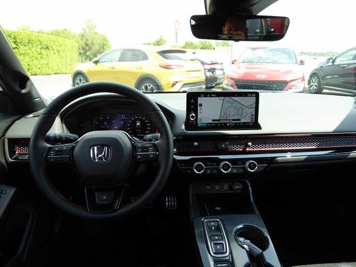 Honda Civic e: HEV 2.0 i-MMD Hybrid Sport