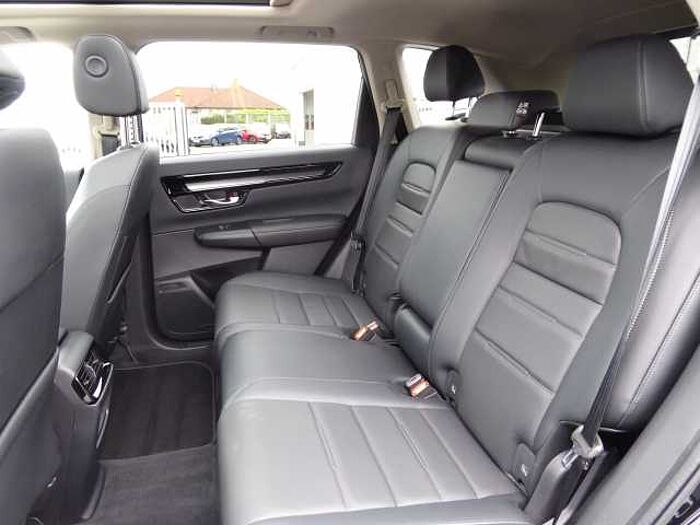 Honda CR-V Hybrid e:HEV 2.0 i-MMD 2WD Elegance | AHK | Wartungspaket