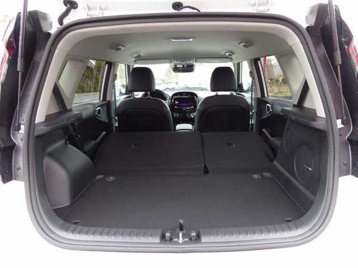 Kia e-Soul Inspiration 64 kWh WP/SUV Design/Leder