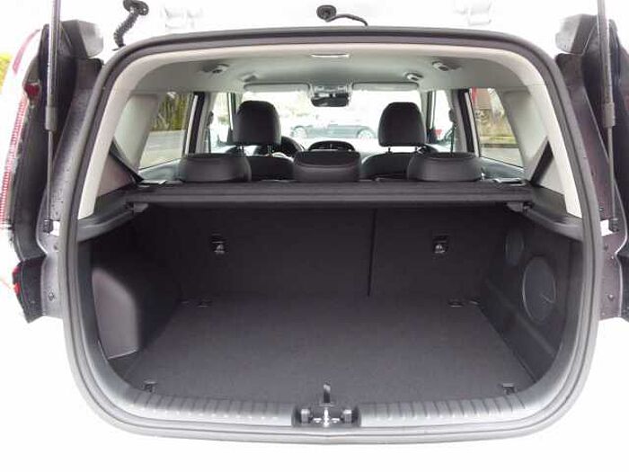 Kia e-Soul Inspiration 64 kWh WP/SUV Design/Leder
